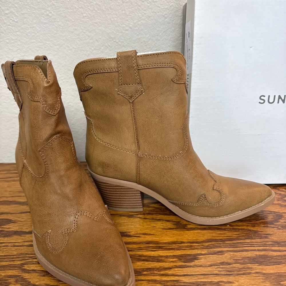 Sun + Stone Brennaa Western Inspired Cowboy Booty Size 5 1/2 M - Picture 5 of 8